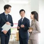 社員を信用するふりくらいはしろ