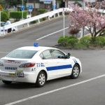 車のワックスがけと円を描くワックス掛け